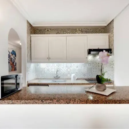 Albatros Park Appartement *
